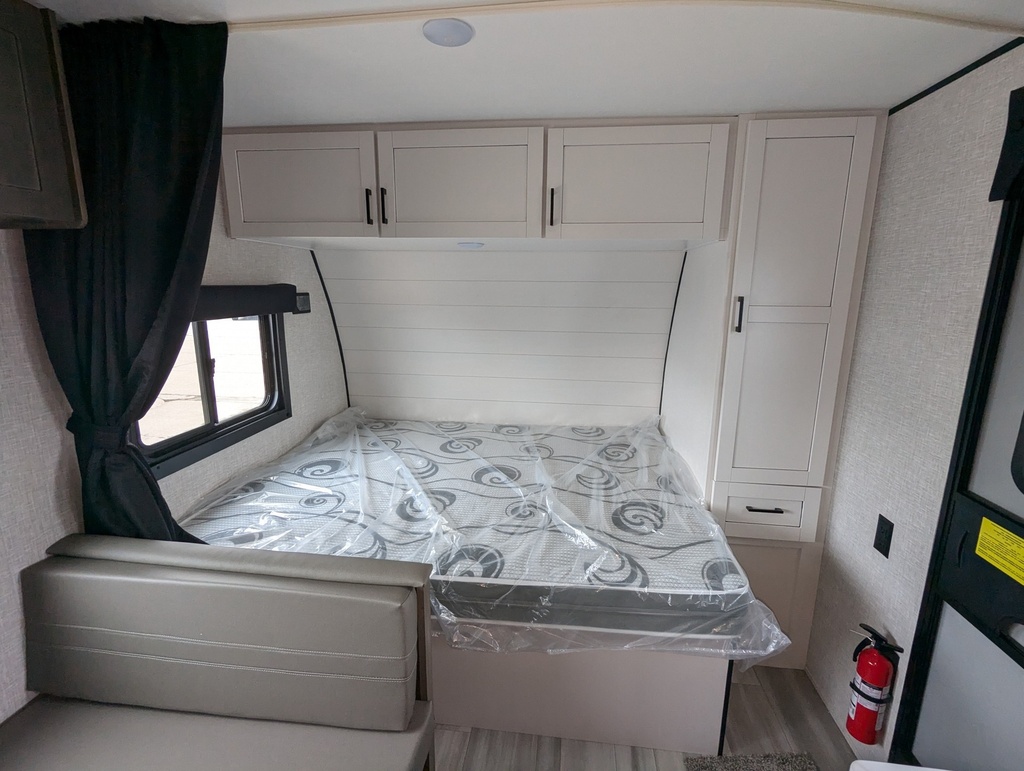 2025 Autumn Ridge 19BH — photo 7